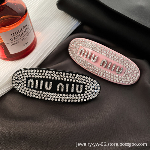 Fancy Summer Hair Accessories: Girls' Acrylic Diamond Hairpins & Headdresses for Women
