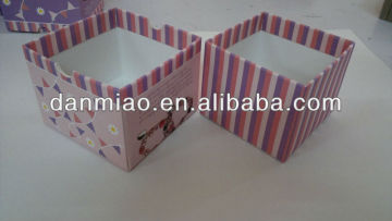 Fancy elegant paperboard jewelry gift box