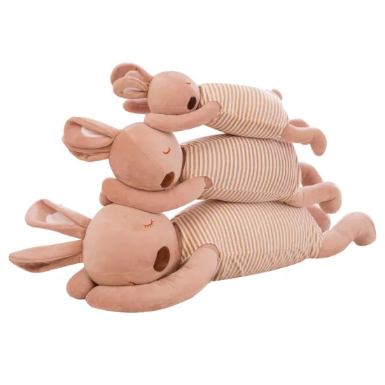 High quality cute cartoon rabbit plush animal pillow toy knitted plush toy bunny
