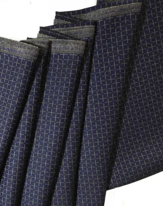 Worsted cashmere wool and cotton blended fabric
