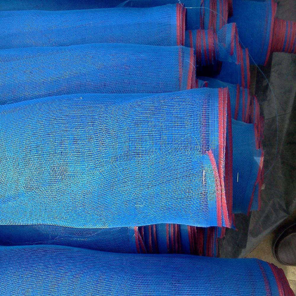 Rede tecida azul de nylon com borda vermelha branca