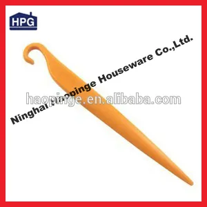 plastic cake scraper