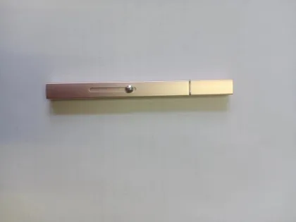 Retractable Lip Brush Makeup Tool