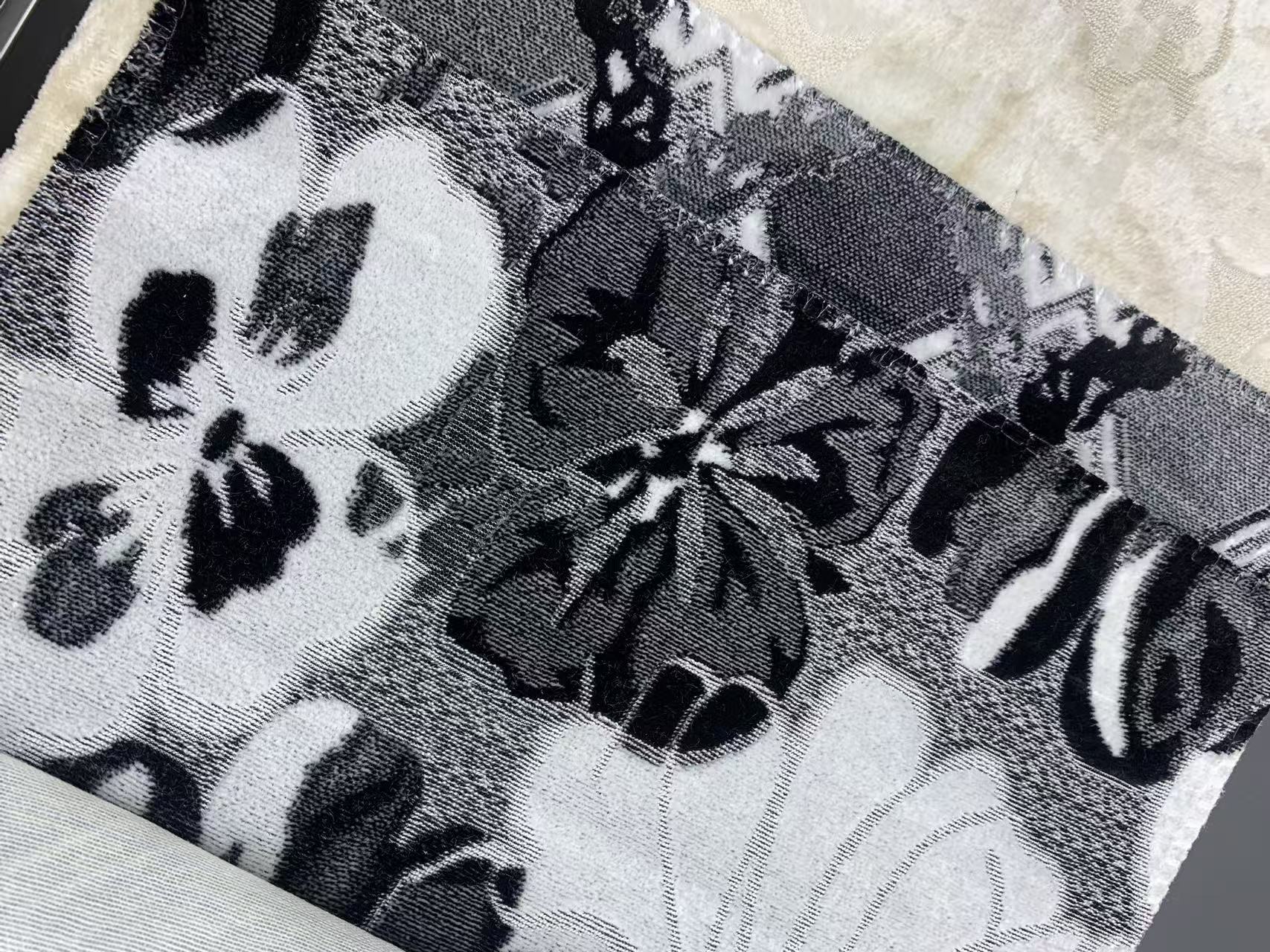 Cut Pile Velvet Upholstery Fabric