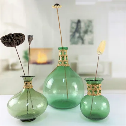 Wholesale Recycled Green Bubbled Flower Glass Vases