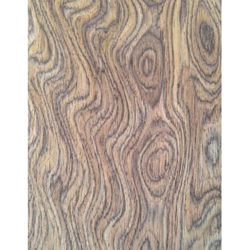Panel decorativo clásico de madera figurada