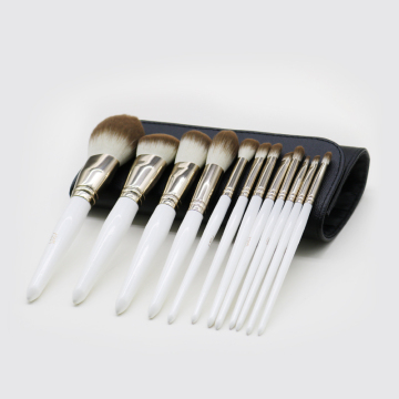 2020New face makeup brush