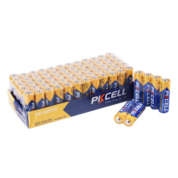 VENDITA CALDA 1,5 V CARBON ZINCILE R6P AA Batterie a celle a secco per torce