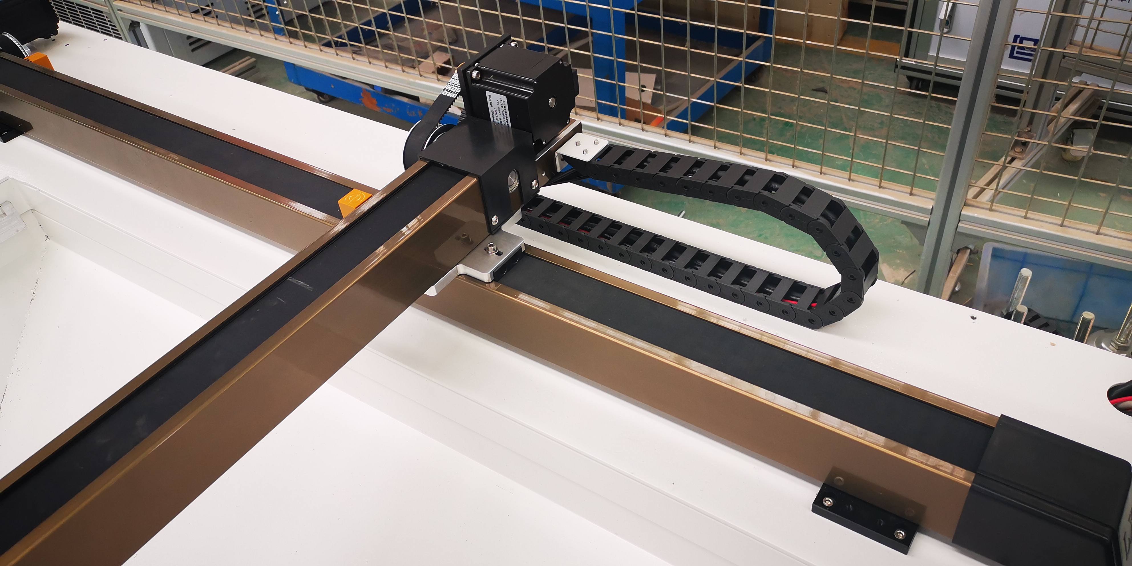 details of co2 laser cutter