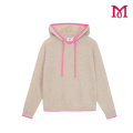 Sudadera con capucha elegante con borde rosa para mujer