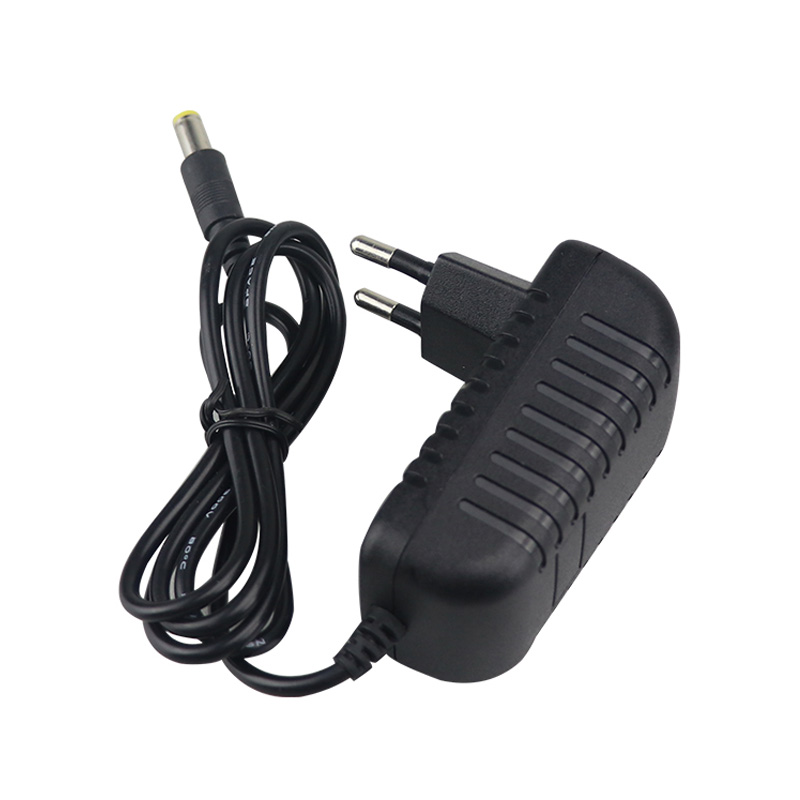 Adaptador de pared de 9W con 5.5 * 1.7 mm