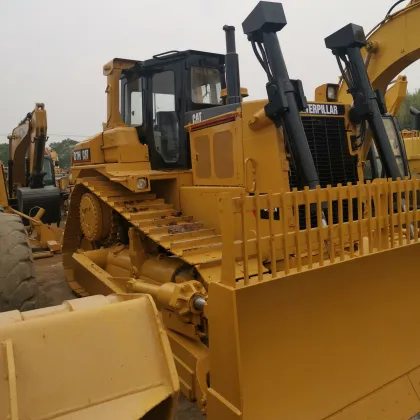Used Caterpillar D7H Hydraulic Bulldozer for Forestry Machinery