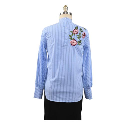 Blusa feminina estilo étnico floral bordado