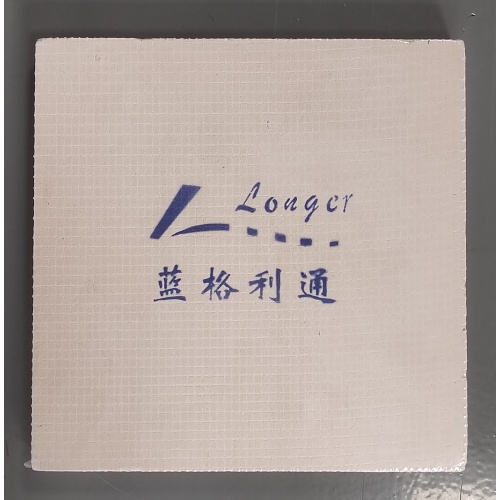 Placa de isolamento composto de alta eficiência e economia de energia