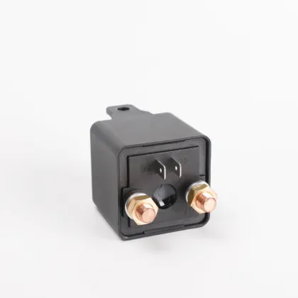 WM686 200A 12V high power Auto relays For Trucks