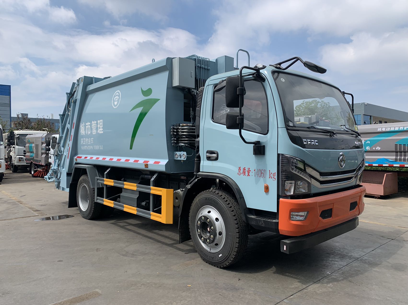 Reliable Hook Lift Garbage Truck for Municipal Waste Systems
