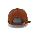 5 paneel bruine corduroy snapback cap