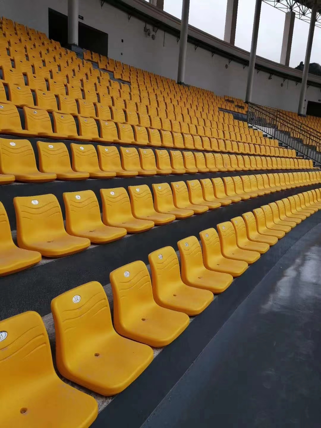 High backrest stadium placstic chair