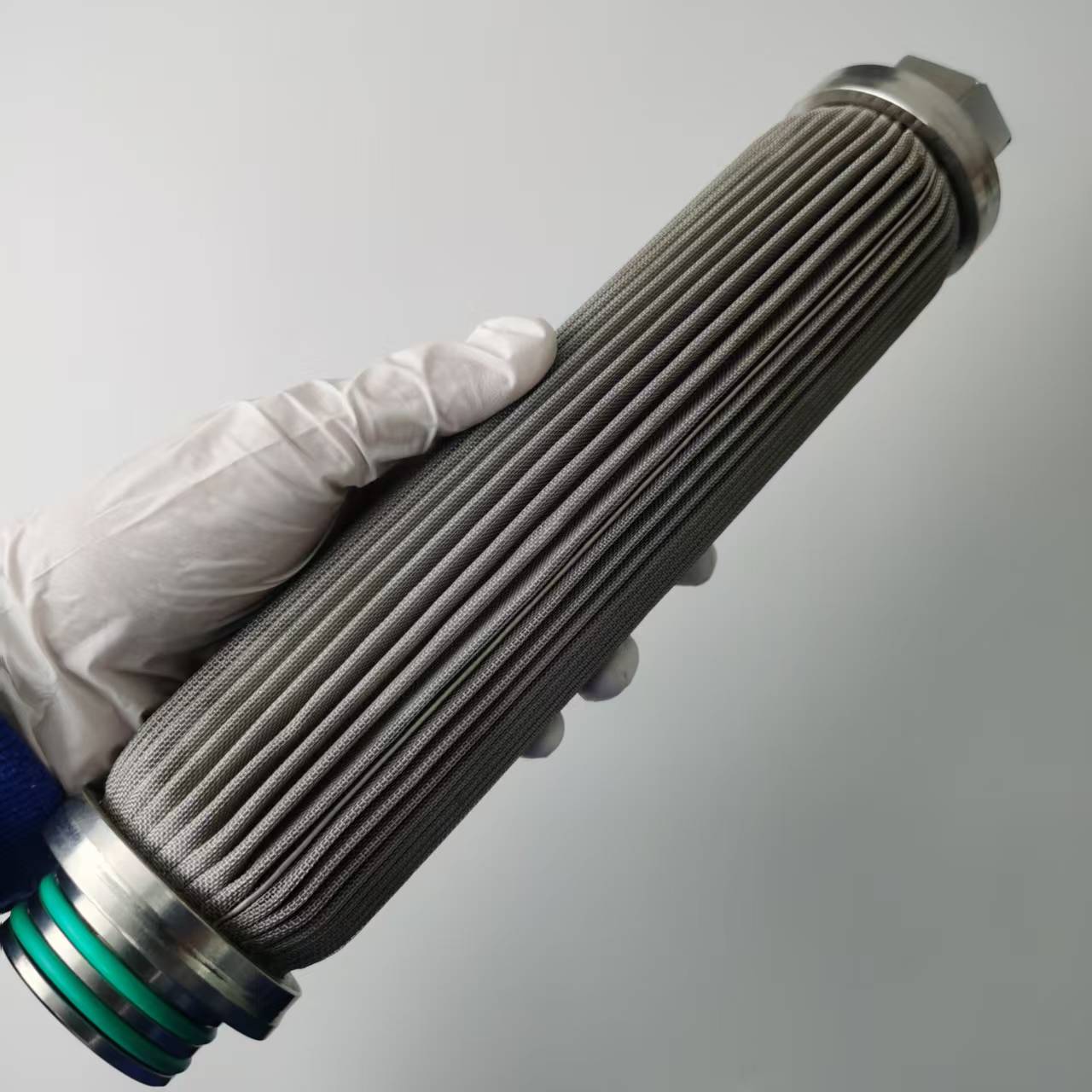 Durable Metal Filter Cartridge with Pleated Mesh Structure for Precise Filtration