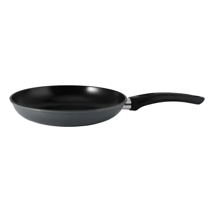 Non-Stick Iron Frying Pan: A Hot Sale Essential for Home Cooking and Kitchenware