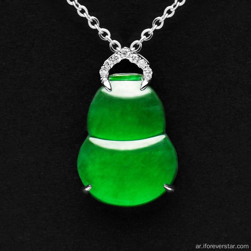 18K أبيض الذهب الجليدي jadeite قلادة