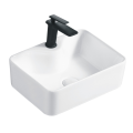 Basin de lavage au-dessus moderne avec trou du robinet