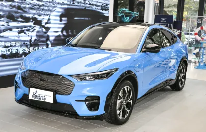 High Speed Electric Ford Mustangs Mach-E 513KM SUV