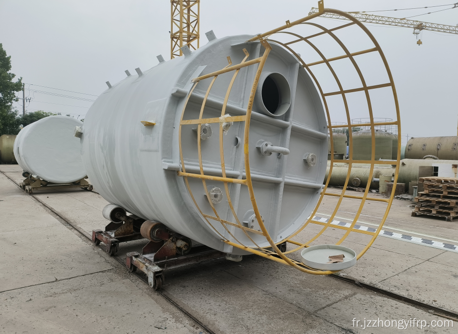 Tank PVDF / FRP pour la condition de service critique Composite