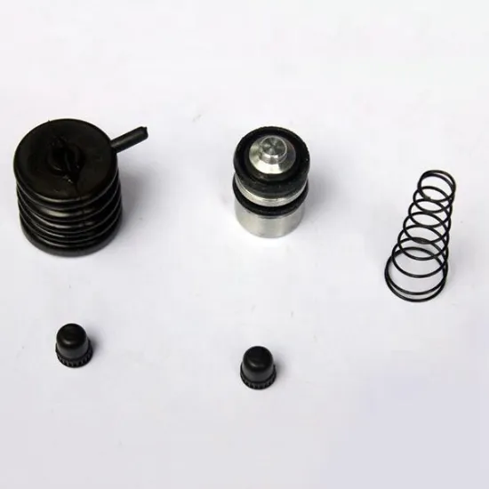 Clutch Cylinder Repair Kit for Toyota Corolla AE101/102 AE71/86 AE92 TE72 Hiace LH20 212 04371-60070