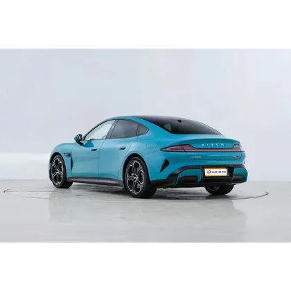 Xiao Mi SU7: Chinese-Made 4WD Electric Sports Car