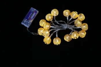 LED string light with metal ball