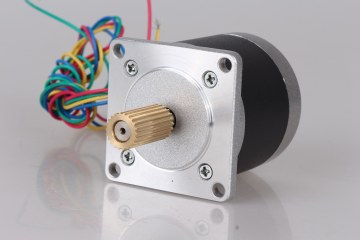Flange Mount 57mm Hybrid Stepper Motor