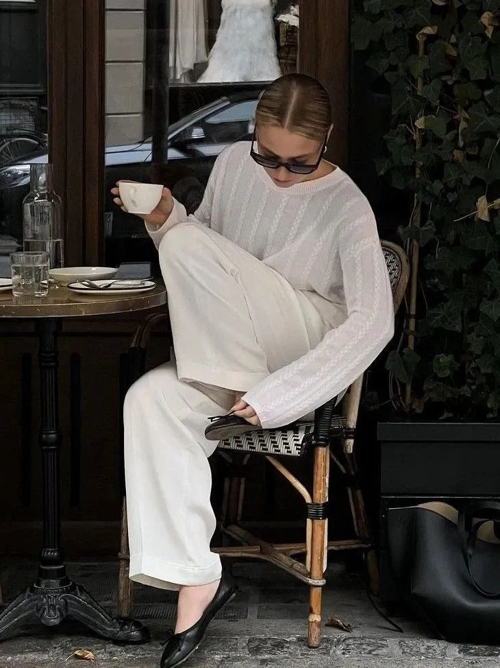 Ballet-style outdoor shoes