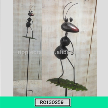 2013 Popular Metal Ant Garden Stake Decoration