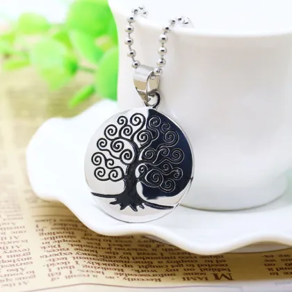 Tree of life pendant necklace design