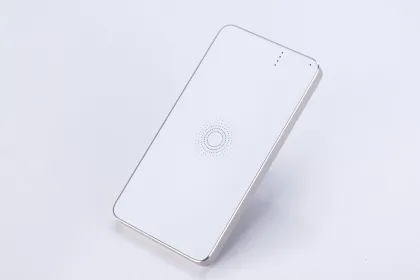 Remax Multifunction Power Bank Wireless Charger