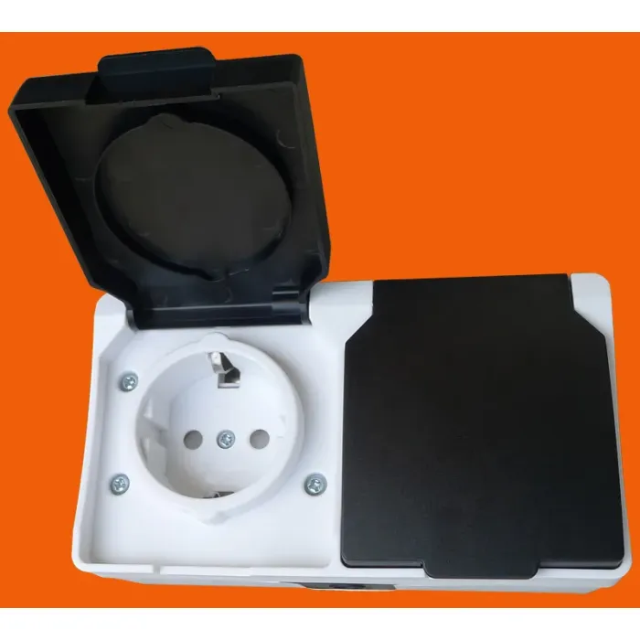 Stopkontak Schuko IP54 dengan Grounding 250V