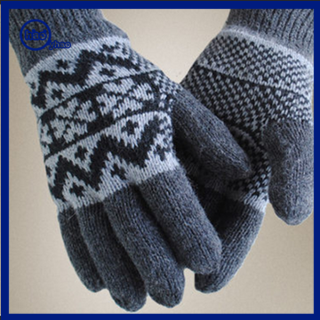 2016 hot sell winter Warm Fashion Outdoor Jacquard Full Finger Gloves