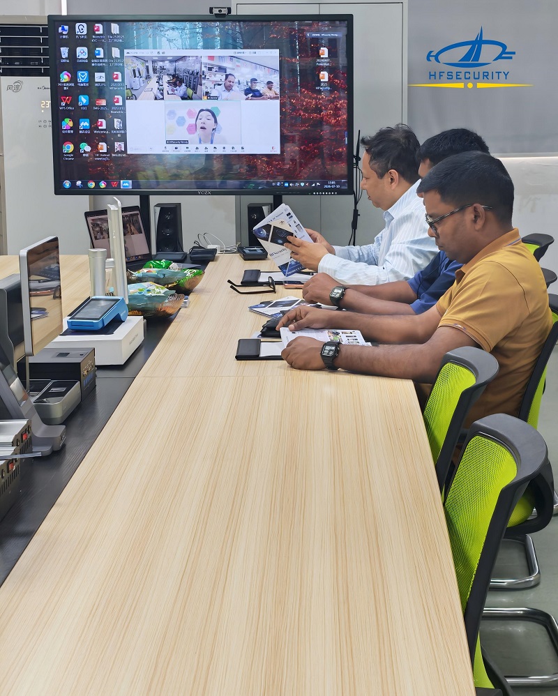 Bangladeshi Clients Visit HFSecurity Factory, Focusing on Time and Attendance Solutions and Discussing New Opportunities in the South Asian Market
