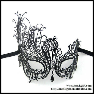 Top sell Wholesale Venetian Metal Mask For Sell Black Stylish Metal Laser Cut Masquerade Masks With Rhinestone MF001