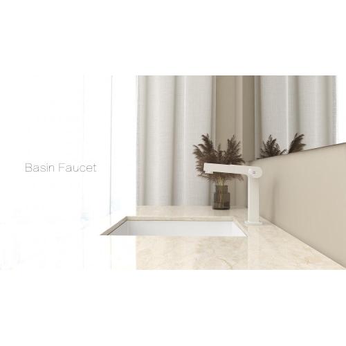 Square drawing noodle basin faucet