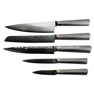 Damascus knife with stainless steel handle and wooden magnet block