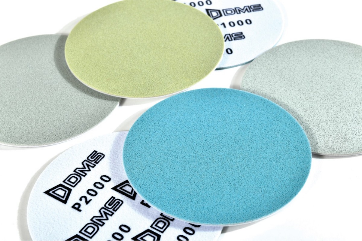 Pyramid sanding sponge