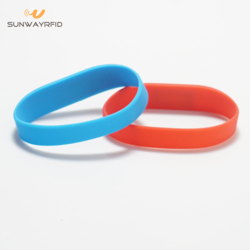 New Design FDA grade silicone material rfid wristbands
