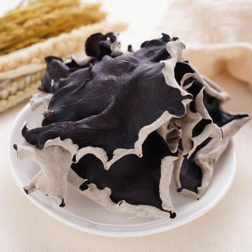 Dried White Back Black Fungus