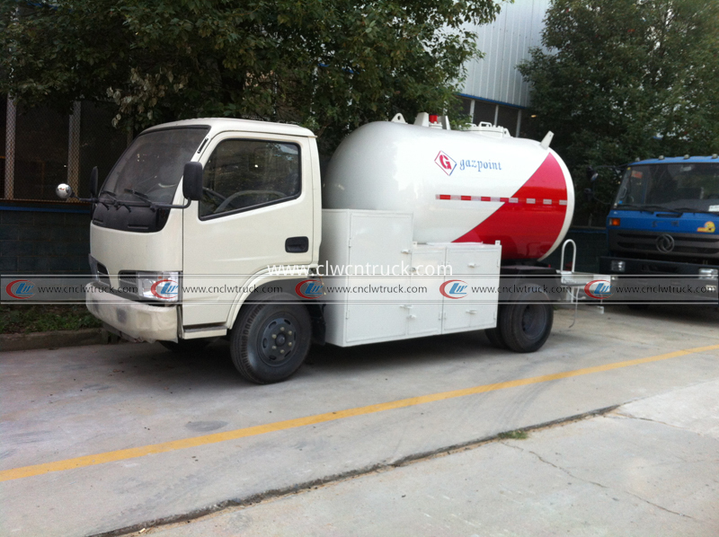 lpg delivery truck