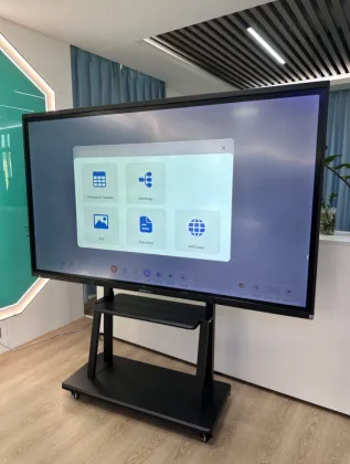 Electronic Interactive Whiteboard for School Training