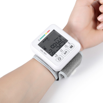 Monitor de pulsera de presión arterial electrónica automática