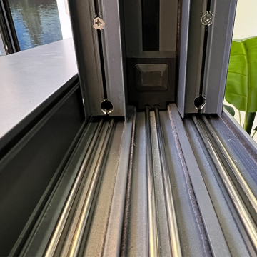 Modern Aluminum Frame Five Track Double Glazed Sliding Windows