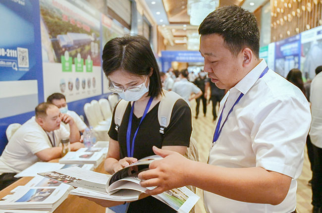 e2742c48-5336-45e9-a9af-257a705c614c